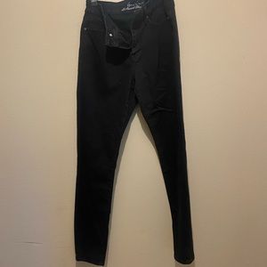 gloria vanderbilt black skinny jeans (size 10p)